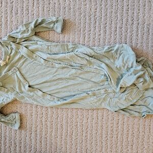 Kyte Baby Light Green Button-Up Baby Onesie